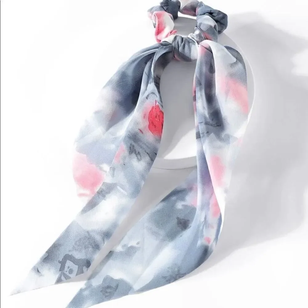 Abstract Patterned Hair Scrunchie Scarf